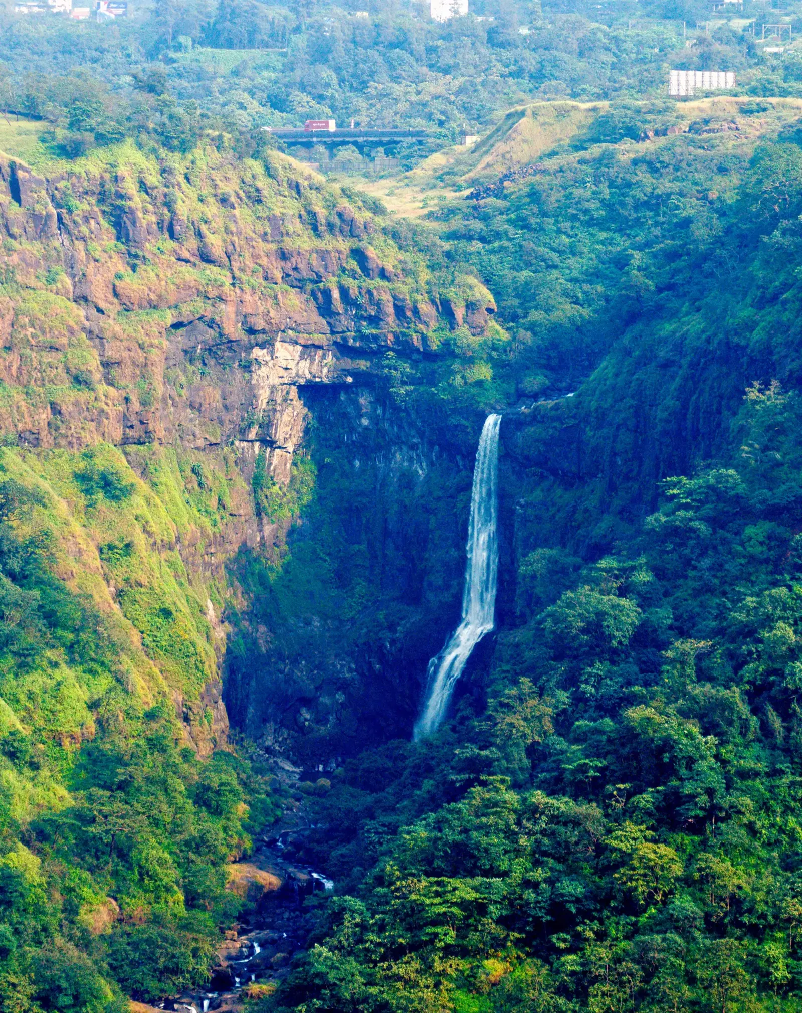 kune_waterfall